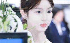 迈开腿让我吃你小草莓